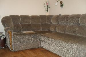 Продам угловой диван с креслом Район Советский